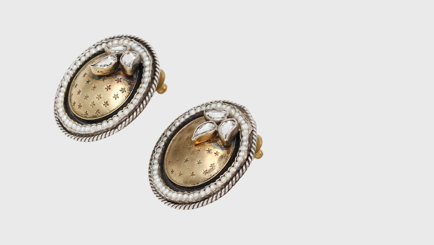 Sculpted Beauty: Sangeeta Boochra Silver Handcrafted Earrings