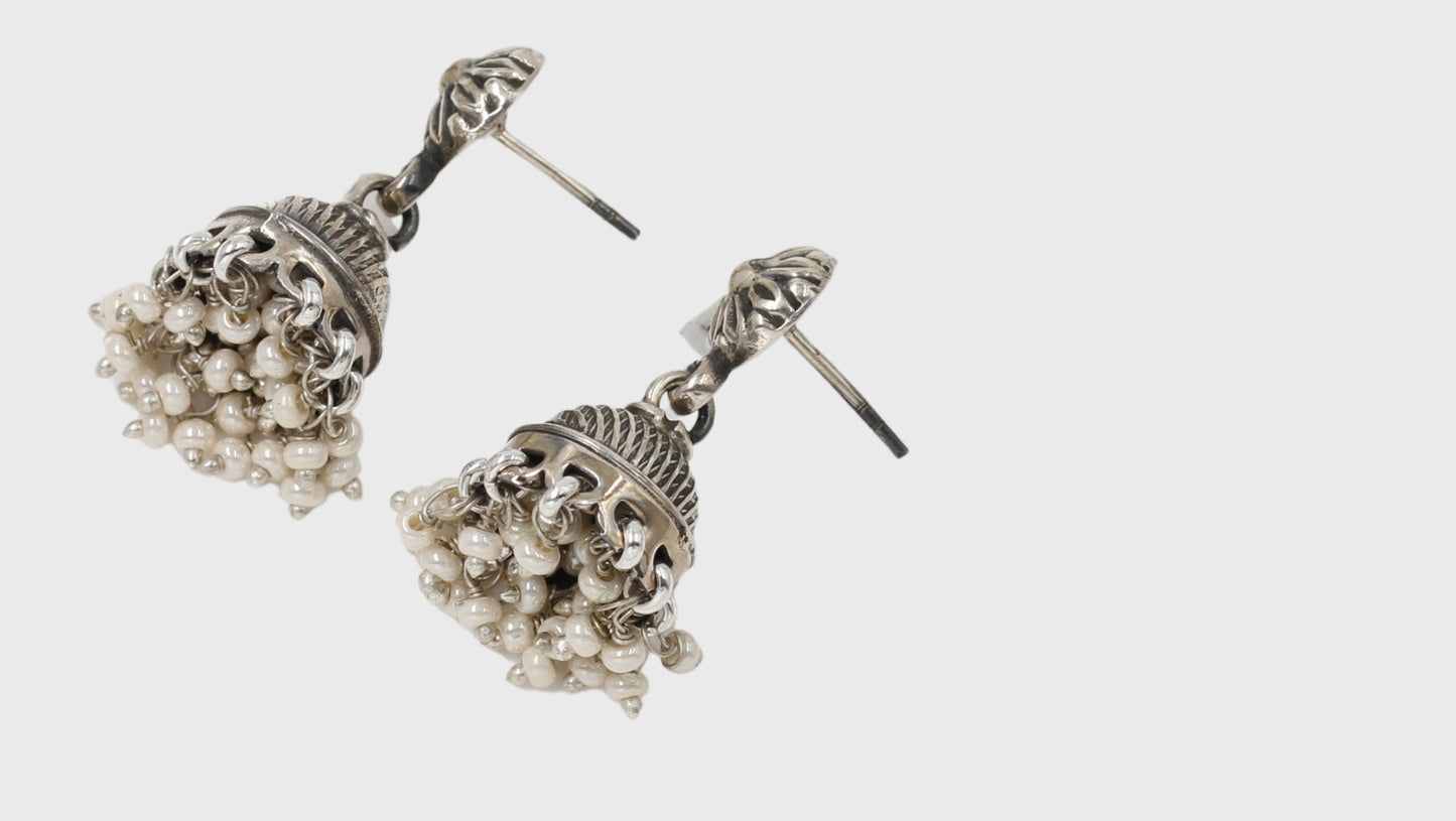 Radiant Elegance: Sangeeta Boochra Silver Handcrafted Earrings