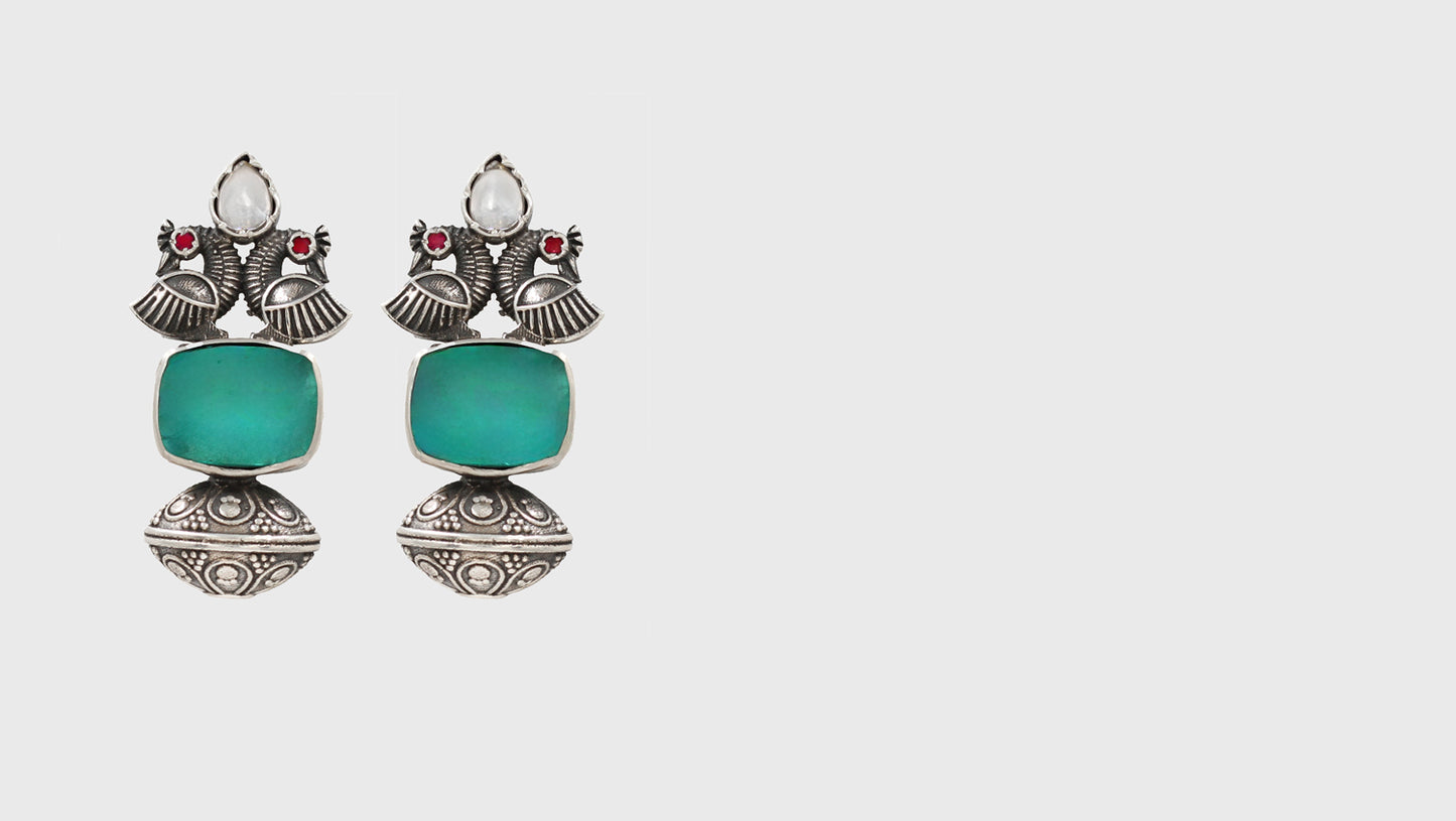 Elegant Simplicity: Sangeeta Boochra Silver Handcrafted Earrings