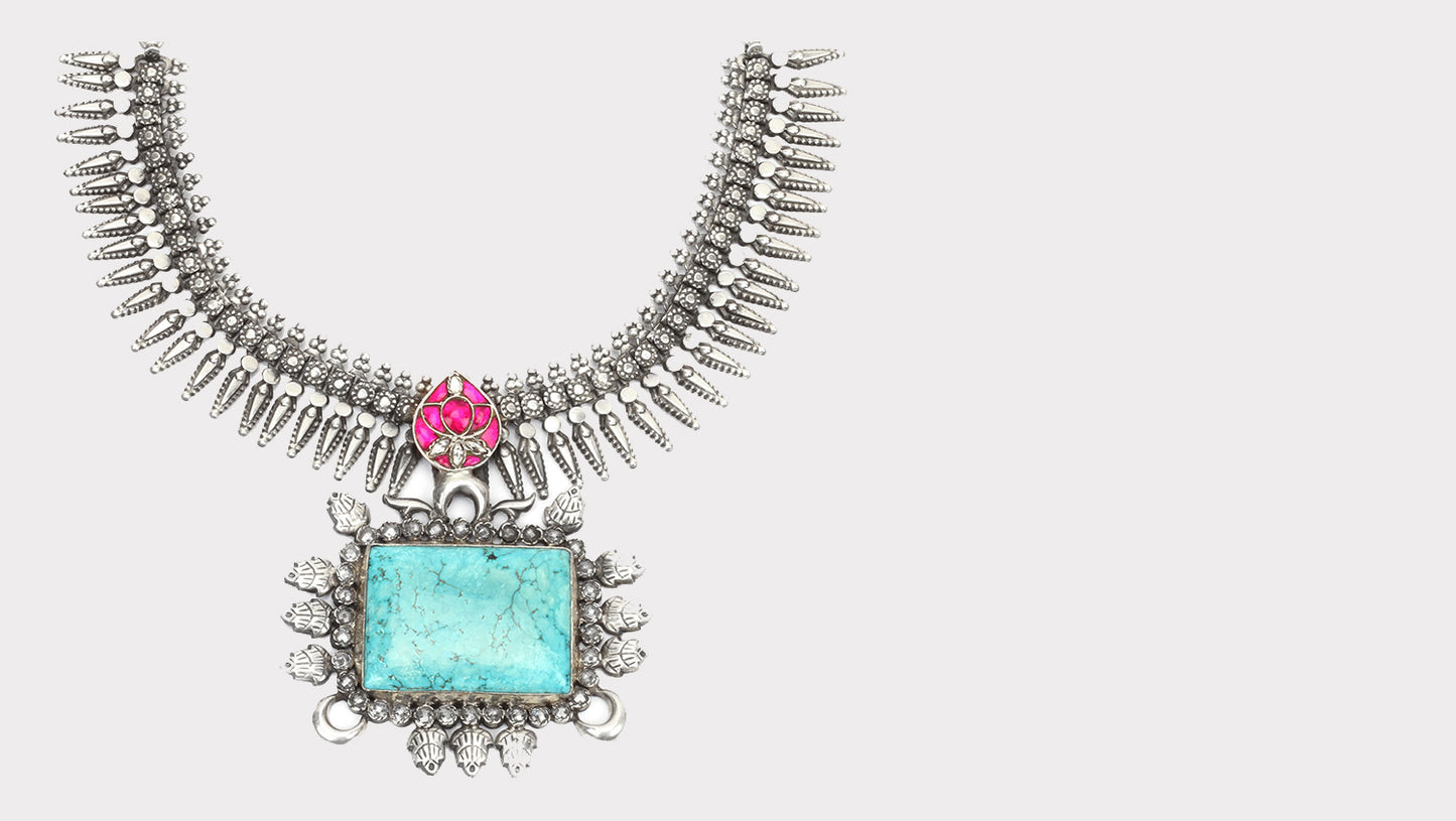 Sangeeta Boochra Handcrafted Silver Necklace
