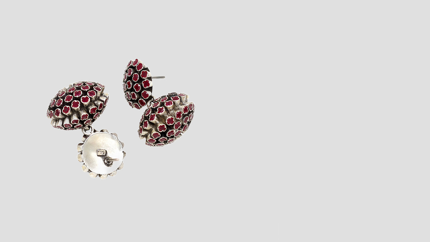 Crafted Radiance: Sangeeta Boochra Designer Silver Earrings