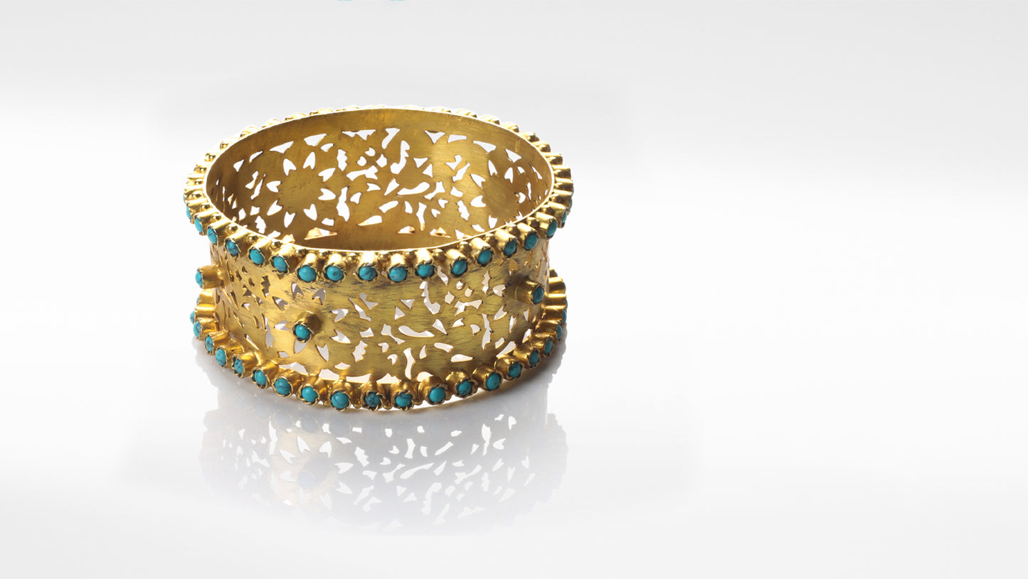 Sangeeta Boochra Silver Bangle With 24K Gold Plating
