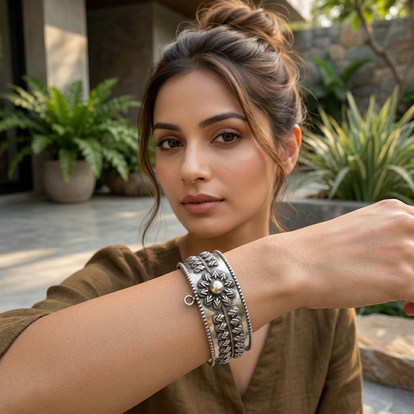 Sangeeta Boochra Floral Motif Oxidised Silver Bangle