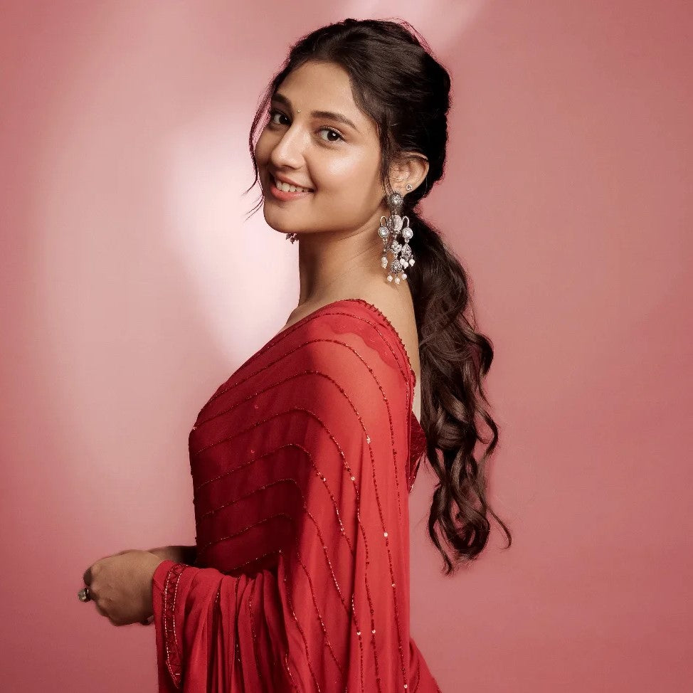 Timeless Elegance: Ritika Nayak in Sangeeta Boochra Silver Jewellery