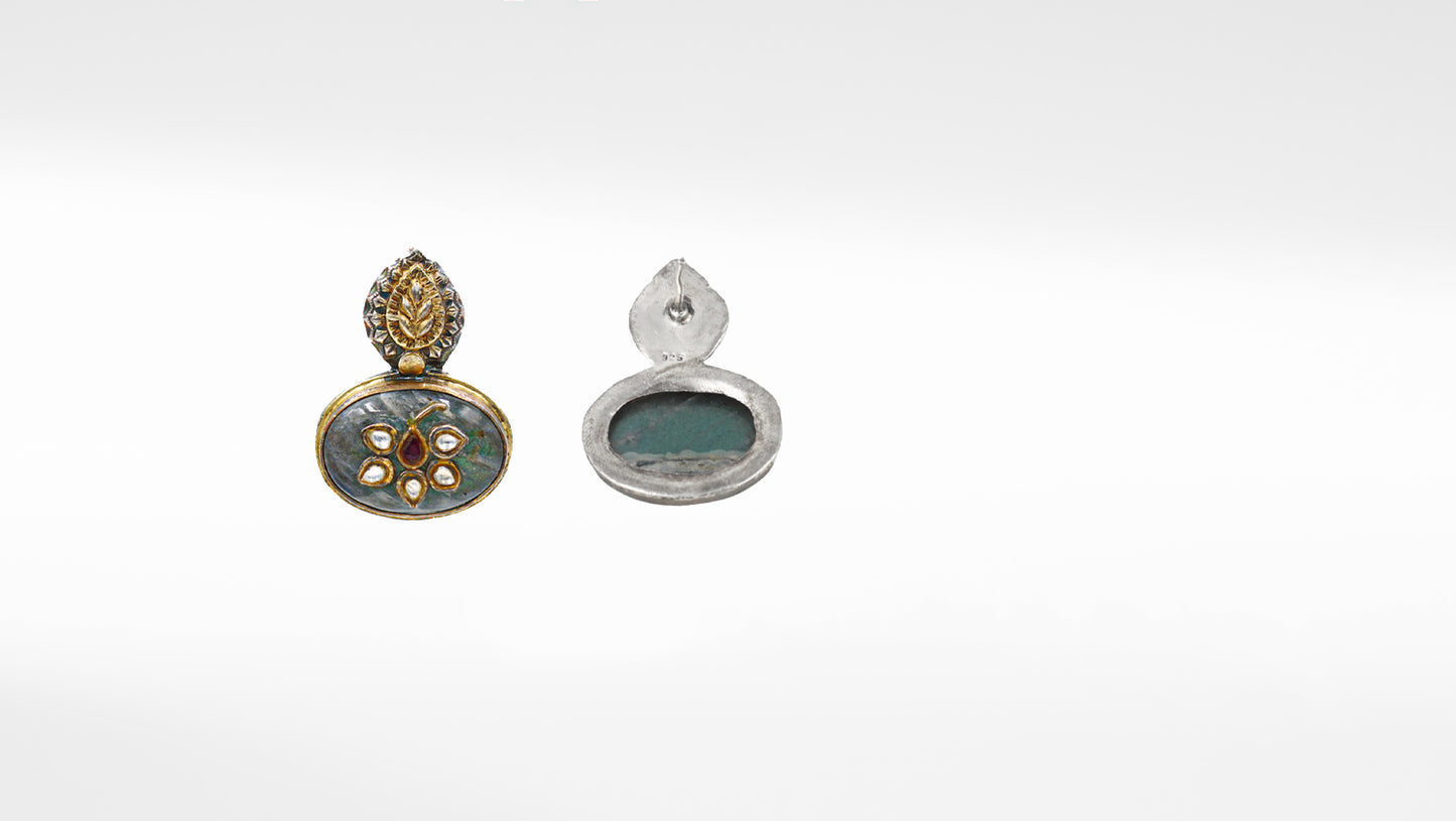 Silver Callie Handcrafted Earring