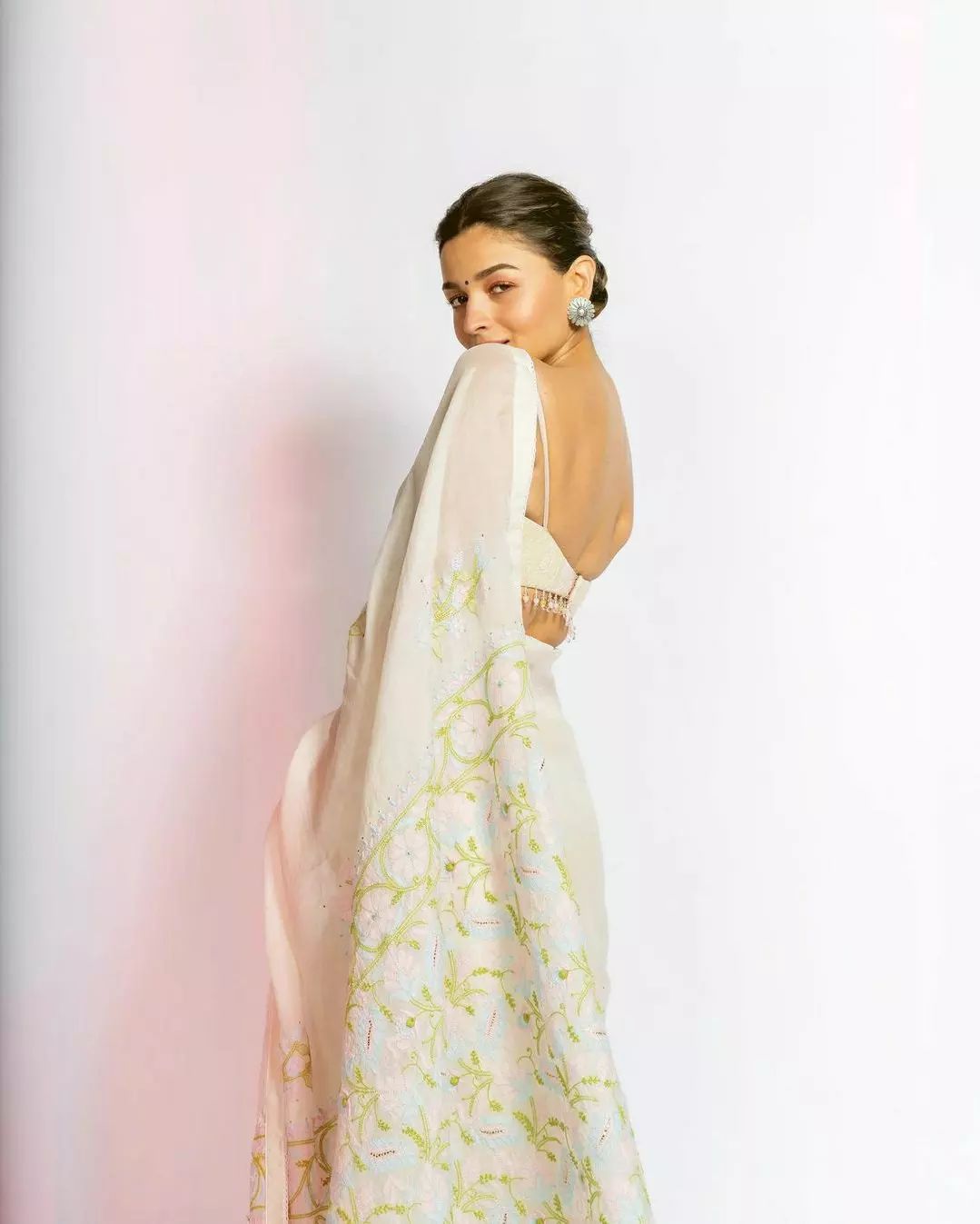 Alia Bhatt In Sangeeta Boochra Earrings
