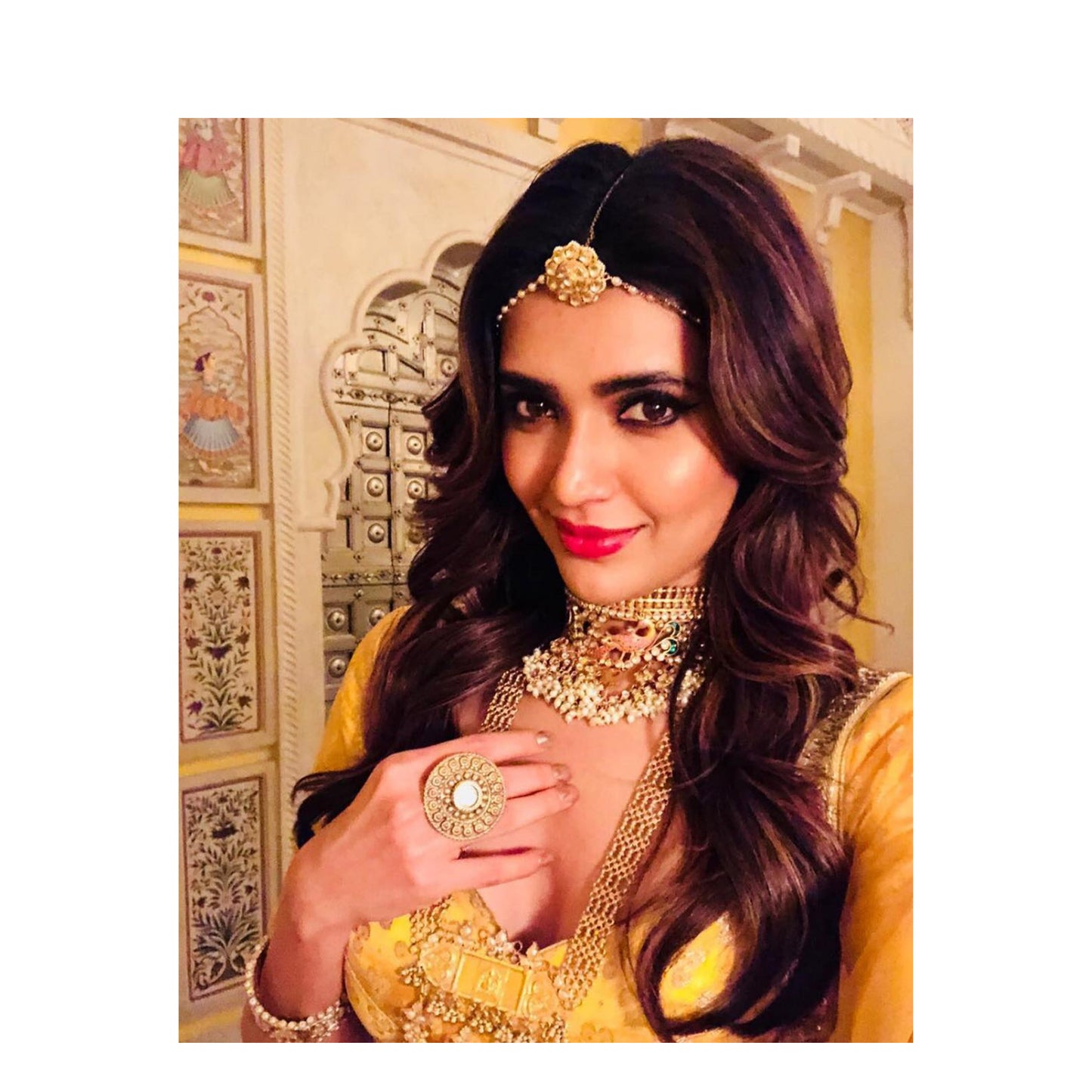 Karishma Tanna in Sangeeta Boochra Necklace, Mang Tika, Bangles And Ring With 24k Gold Plated