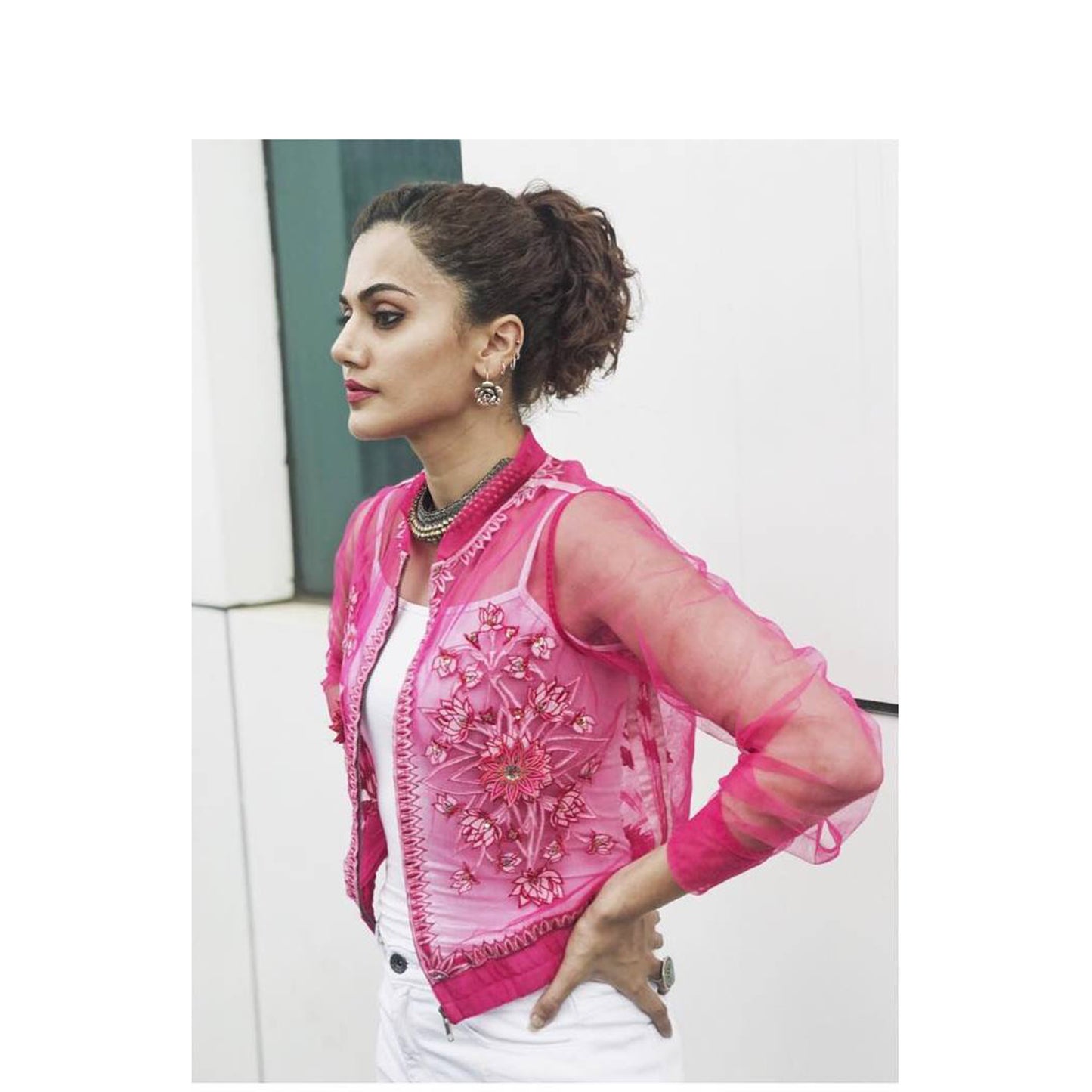 Taapsee Pannu in Earrings And Necklace