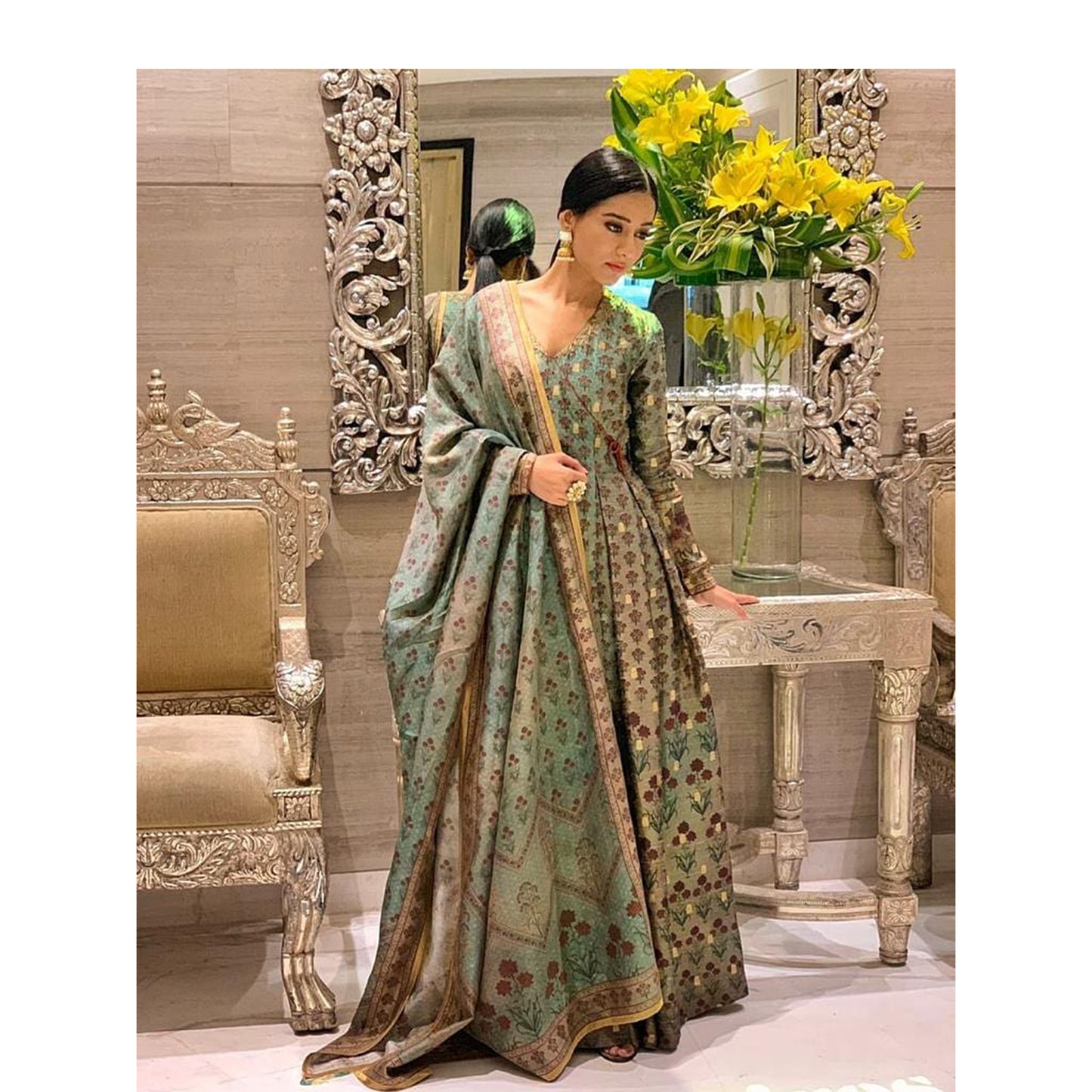 Amrita Rao in 24k Gold Plated Ring and Jhumkas