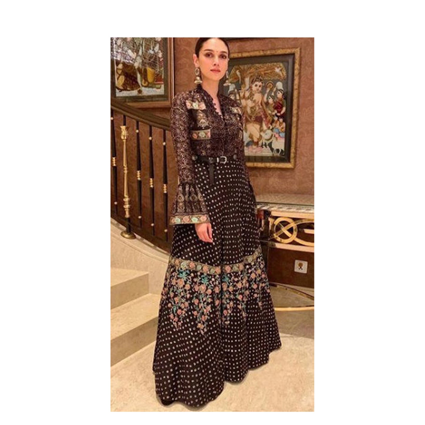 Aditi Rao Hydari in Silver Necklace