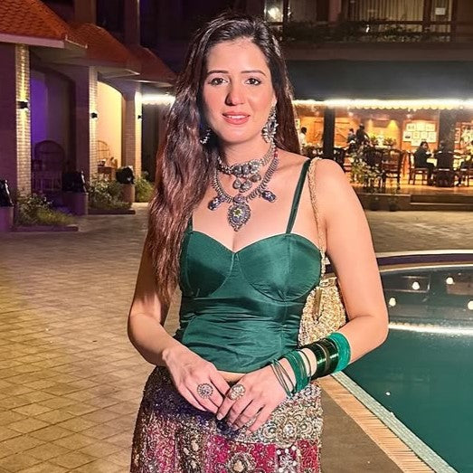 Majestic Silver Splendor – Isha Rikhi in Sangeeta Boochra