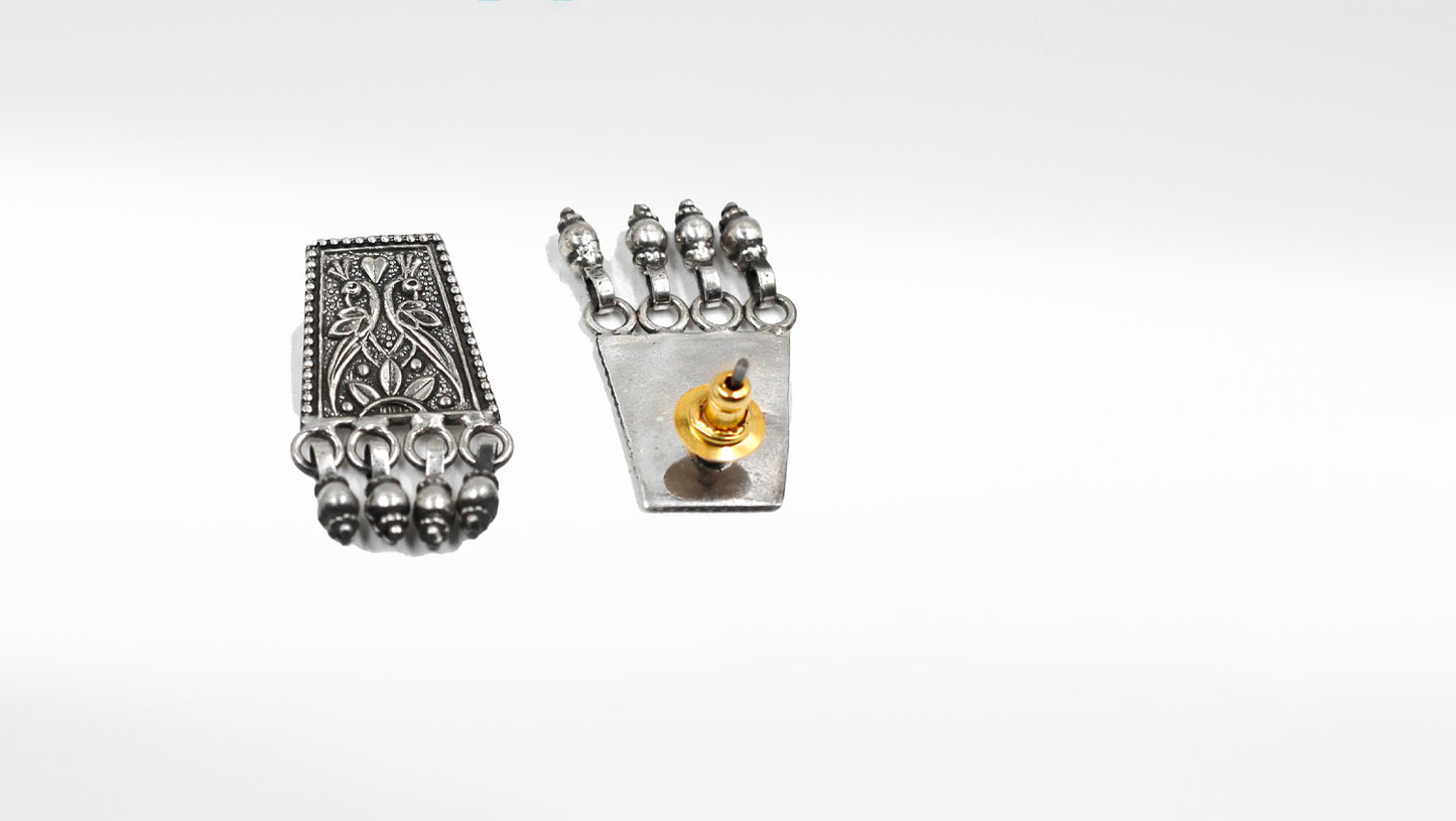 Women Silver Push Back Silver Stud