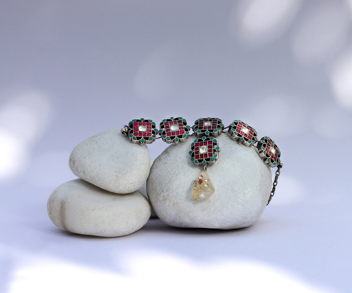 Mariyam Silver Kundan Necklace With Stone Earrings