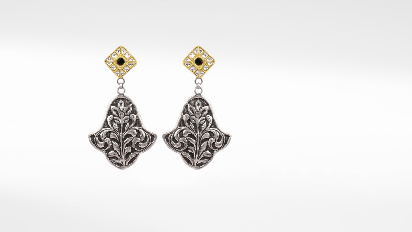 Sangeeta Boochra X Payal Singhal Nisa Silver Earring with Kundan