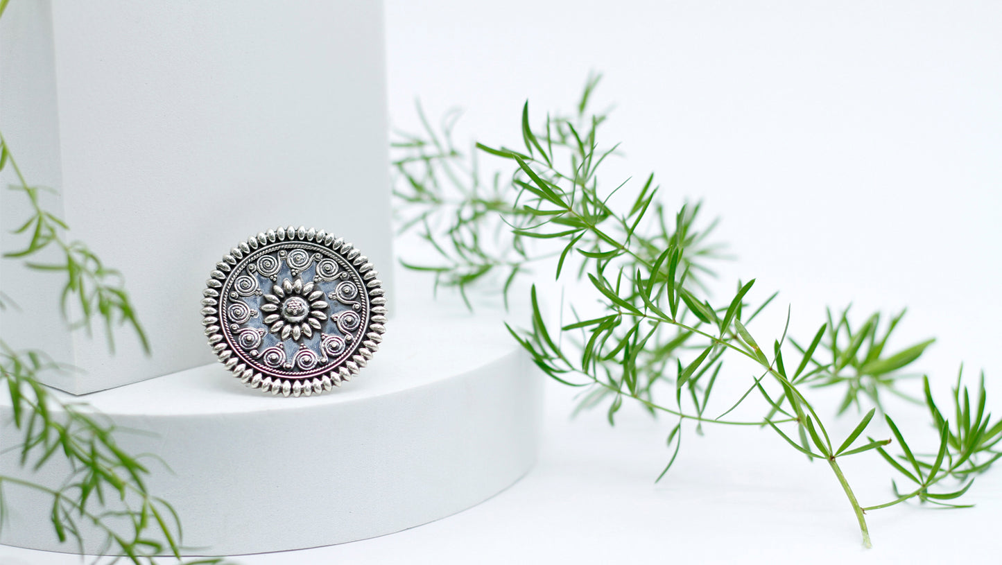 Silver Round Floral Design Ring
