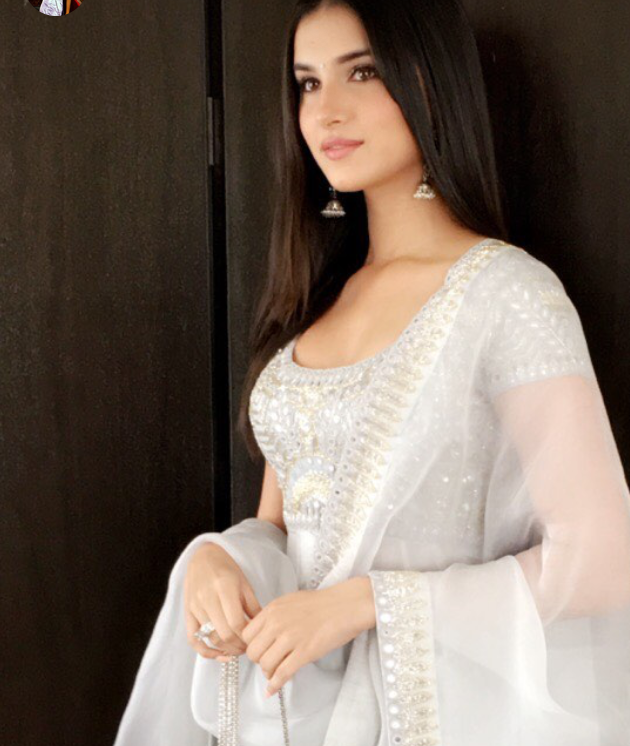 Tara Sutaria in Earrings