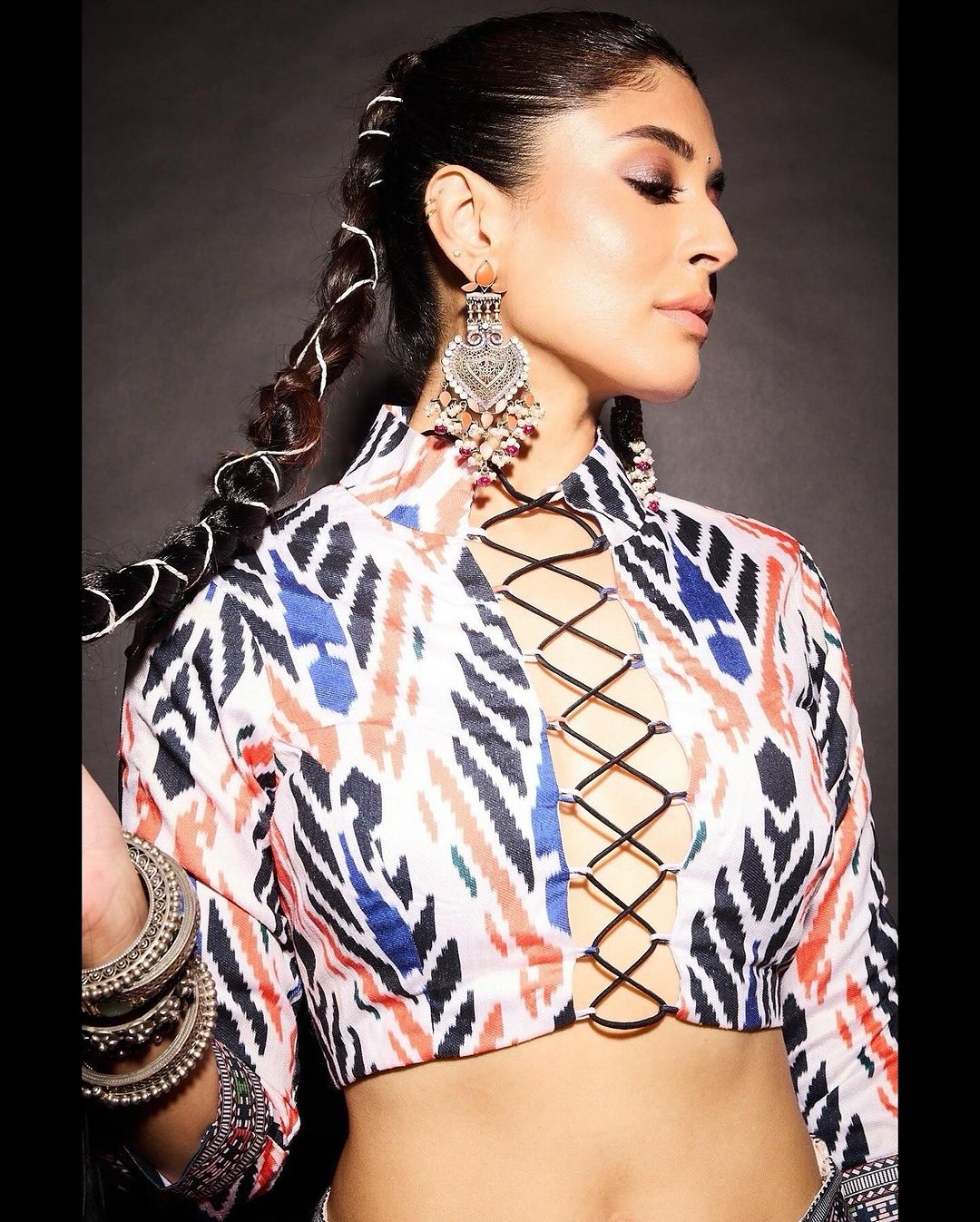 Kritika Kamra In Silver Jewellery