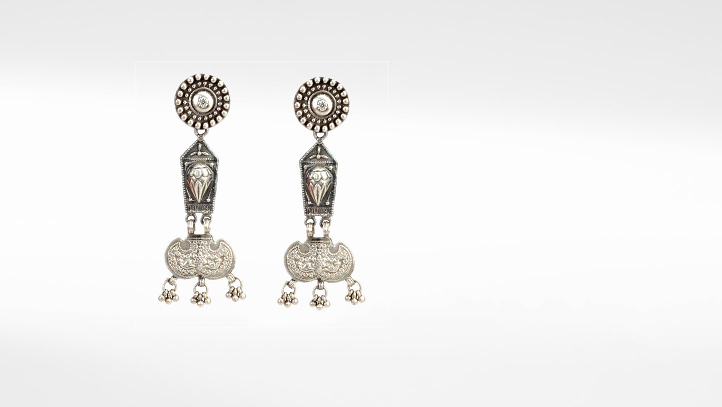 Sangeeta Boochra Silver Earrings
