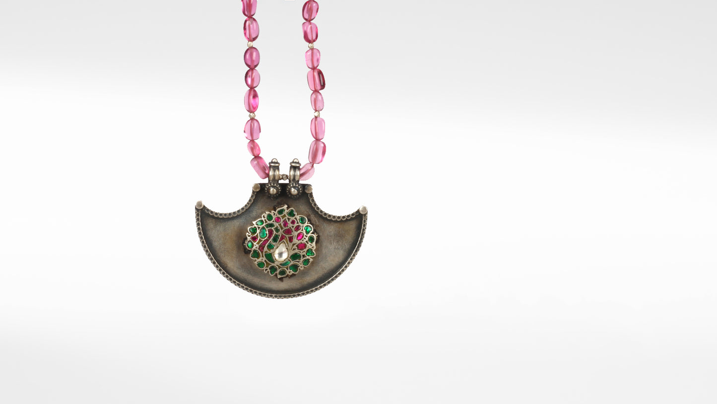 Sangeeta Boochra Silver Necklace