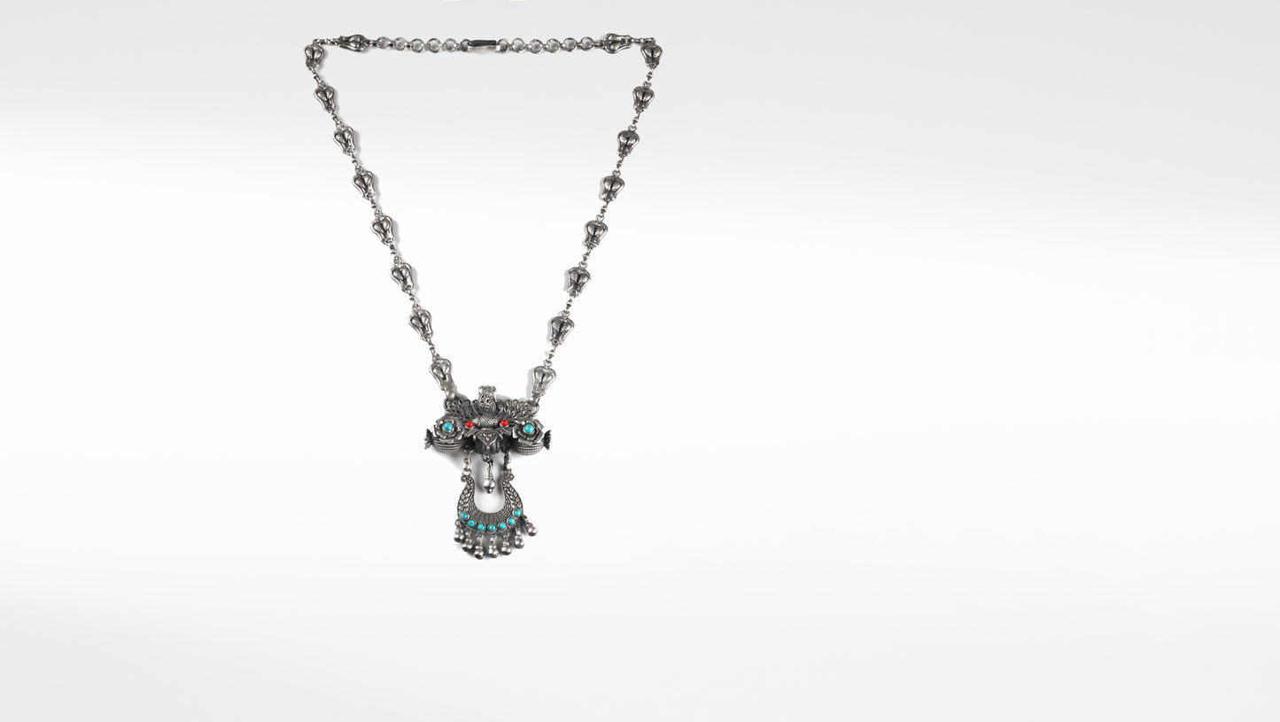 Sangeeta Boochra Silver Necklace