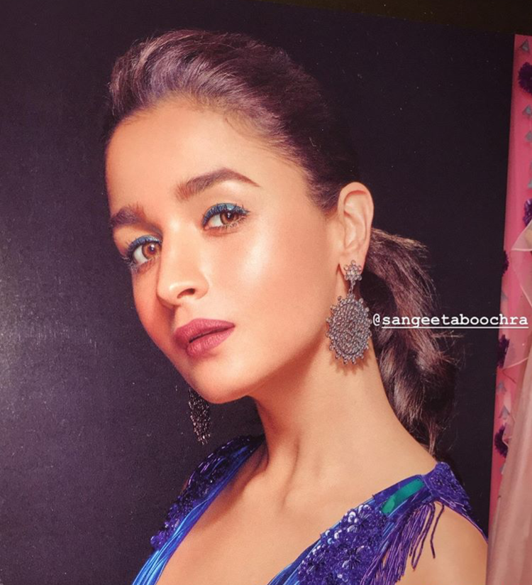 Alia Bhat in Silver Earrings-Earrings-Sangeeta Boochra