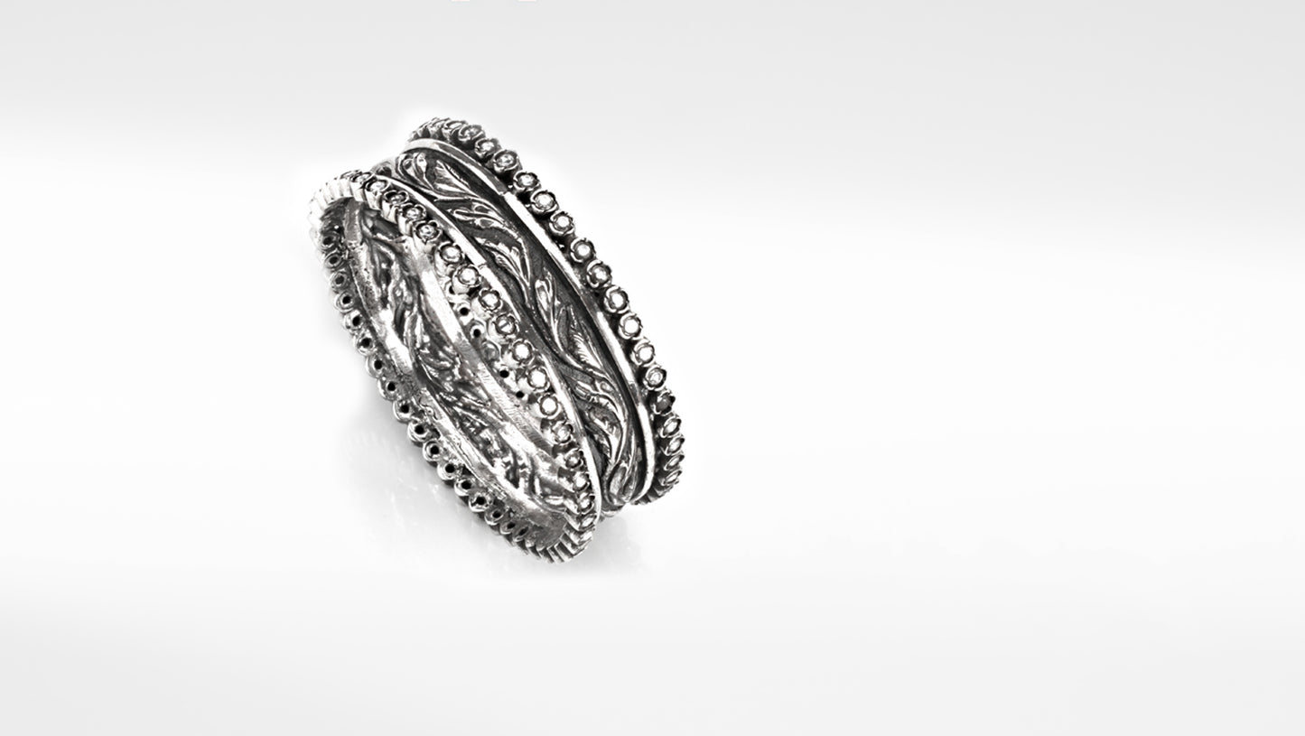 Sangeeta Boochra Silver Bangle