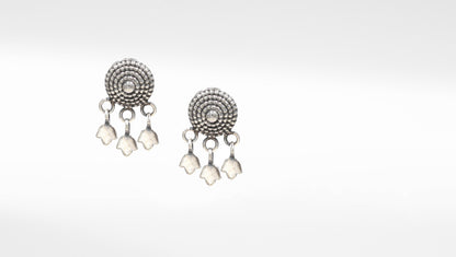 Sangeeta Boochra Silver Handcrafted Earring