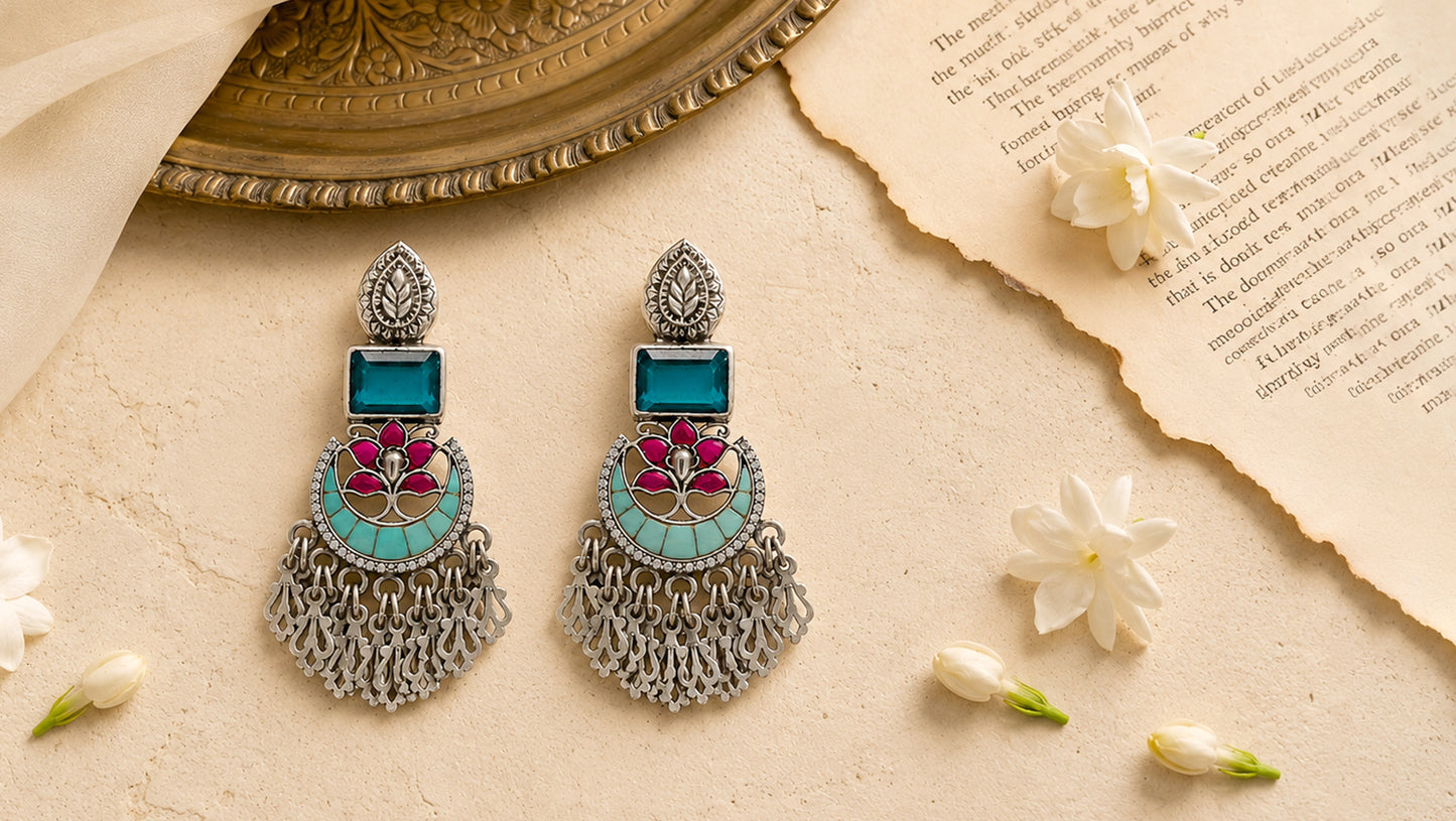 Vividh- Silver Hawiya Earrings