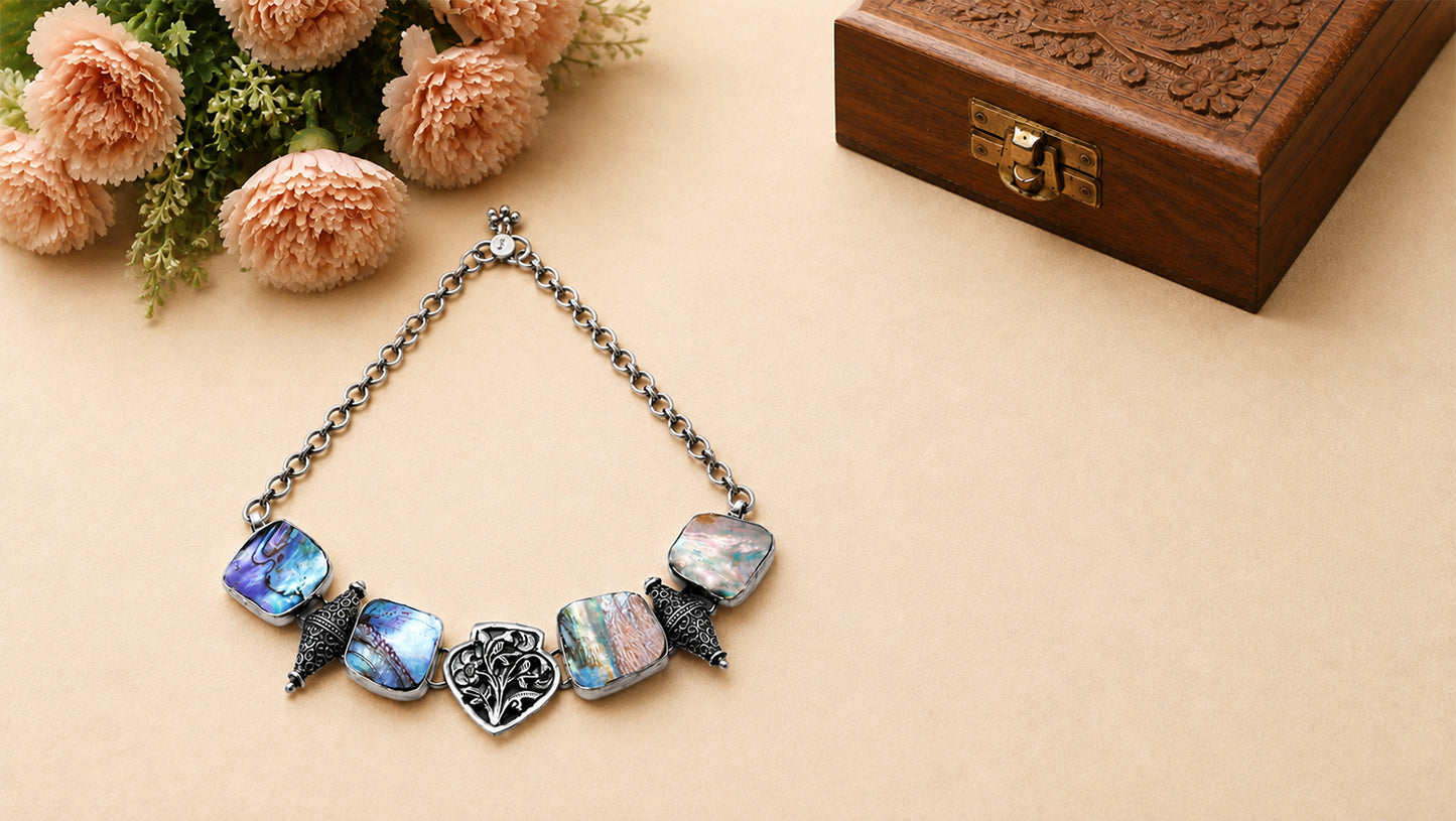 Vividh- Silver Shaya Choker