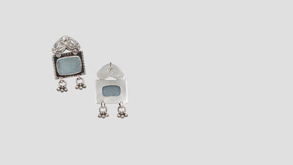 Sophisticated Grace: Sangeeta Boochra Silver Stud Earrings