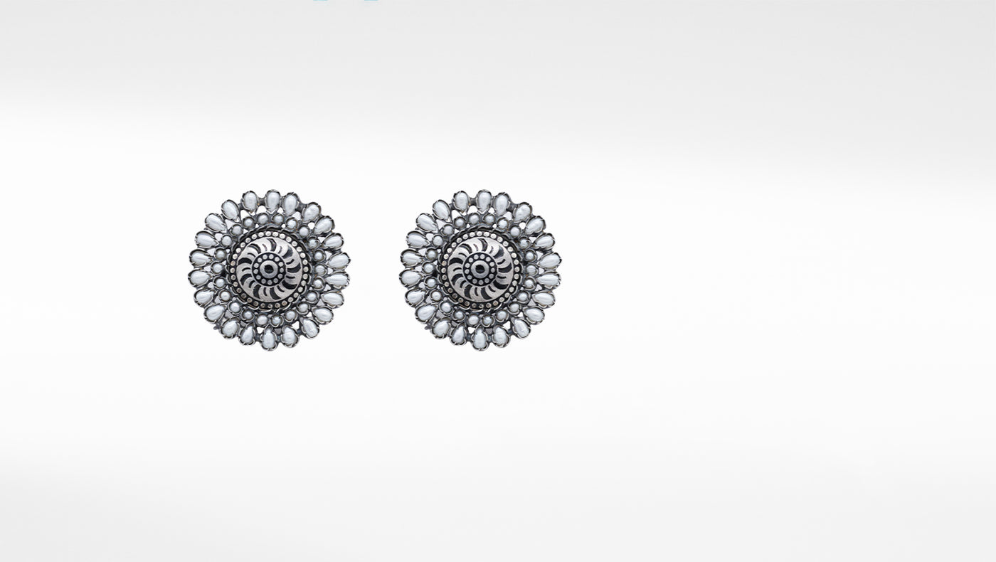 Floral Design Silver Earrings With Pearl