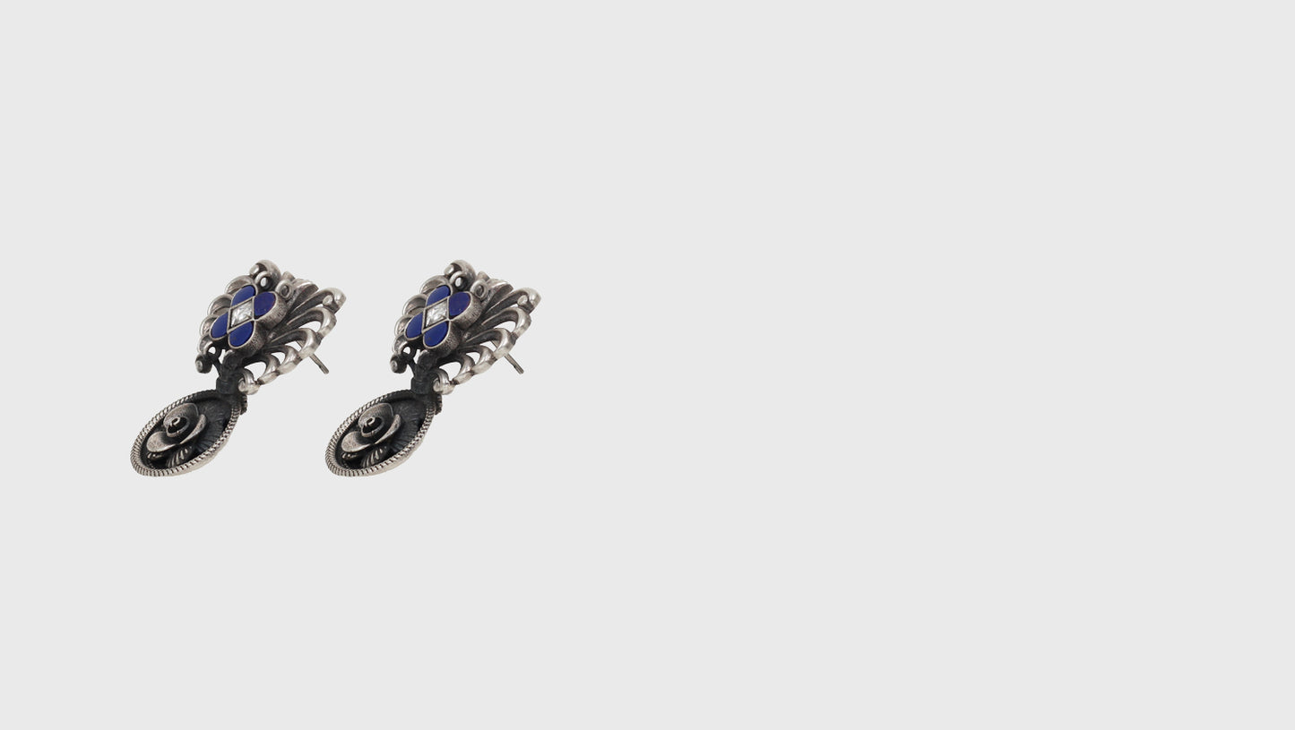 Exquisite Design: Sangeeta Boochra Handcrafted Silver Earrings