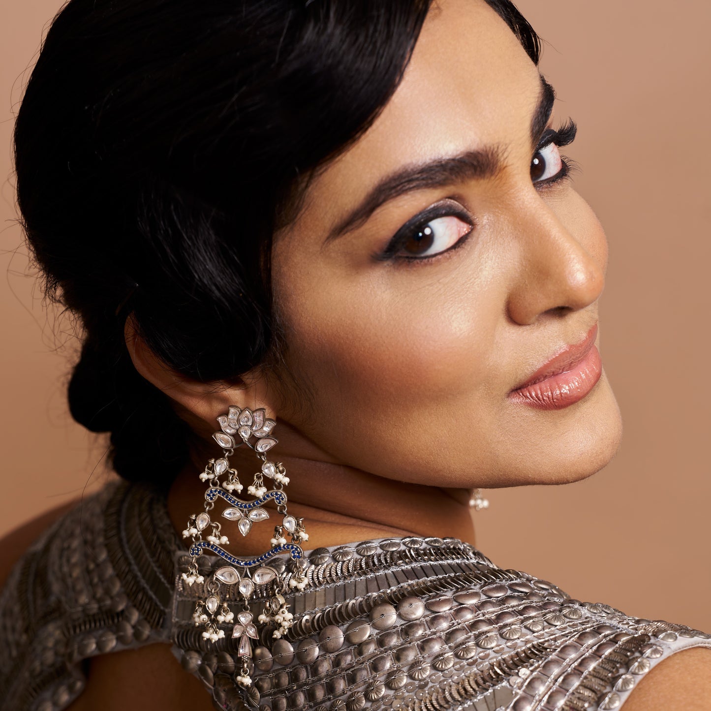 Parvathy Thiruvothu Styles Sangeeta Boochra Statement Silver Jewellery
