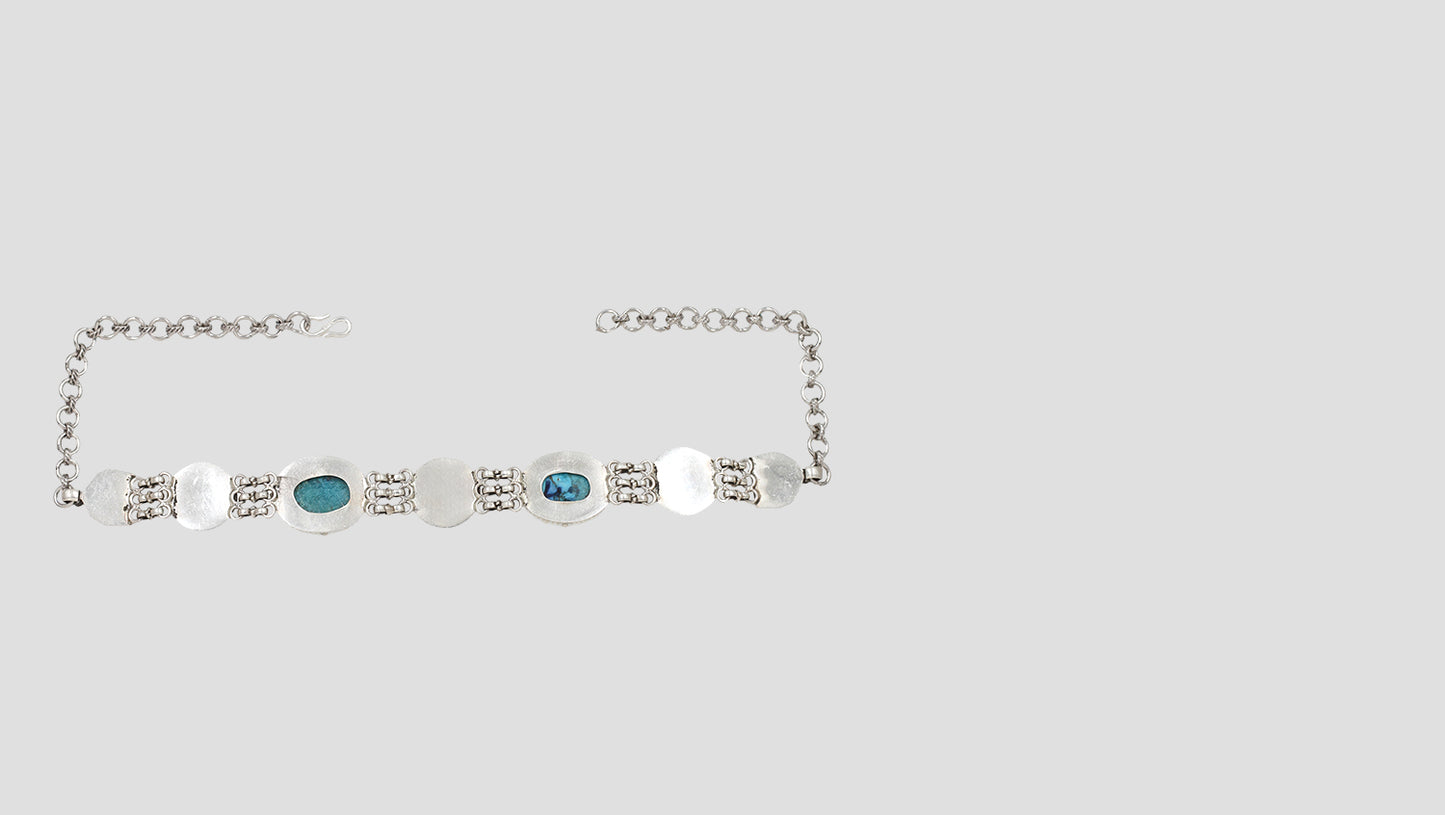 Regal Radiance: Artisan Silver Choker with Turquoise Accents