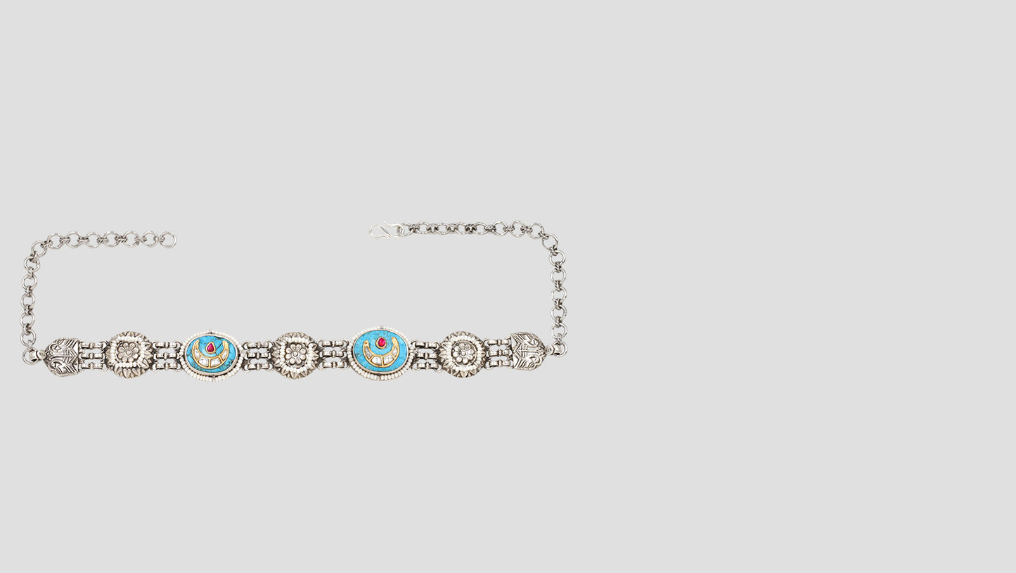 Regal Radiance: Artisan Silver Choker with Turquoise Accents