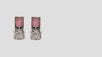 Chic Grace: Sangeeta Boochra Silver Handcrafted Earring