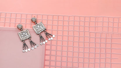 Regal Heritage: Sangeeta Boochra Silver Choker & Earring Set