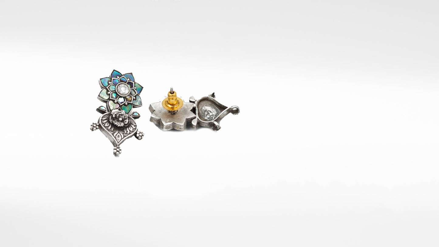 Silver MOP Studded Earring