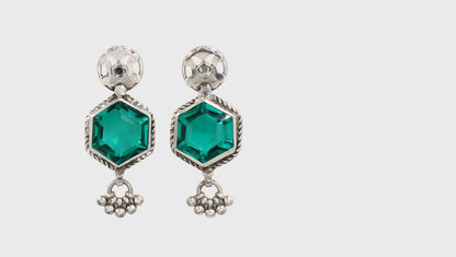 Emerald Glow: Sangeeta Boochra Handcrafted Silver Earrings