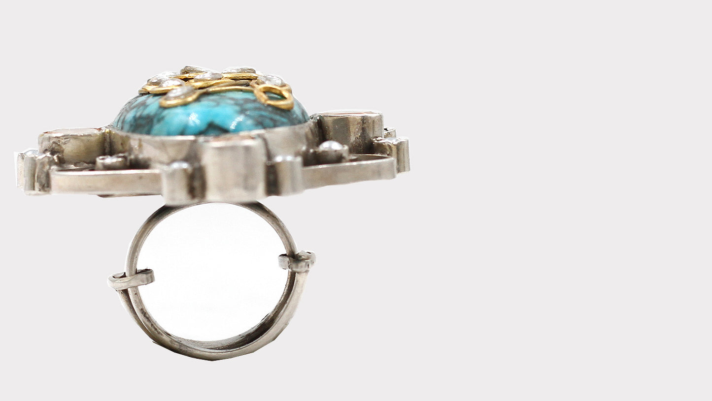 Elegant Handcrafted Turquoise Silver Ring