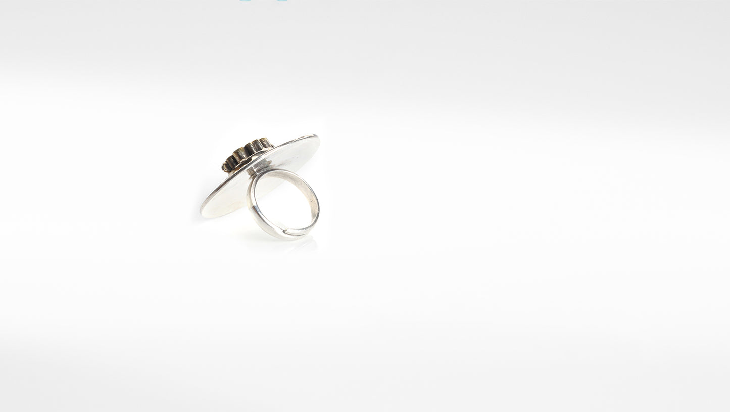 Sangeeta Boochra Silver Ring