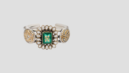 Regal Green Stone Statement Silver Bracelet – Sangeeta Boochra