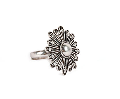 Sangeeta Boochra Silver Ring