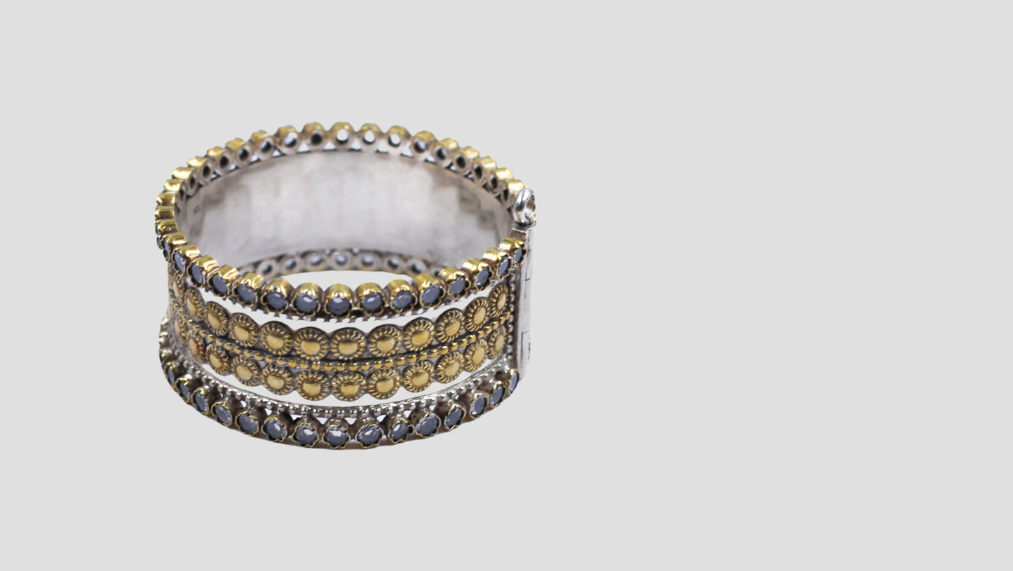 Heritage-Inspired Silver Bangle with Handcrafted Detailing | Sangeeta Boochra