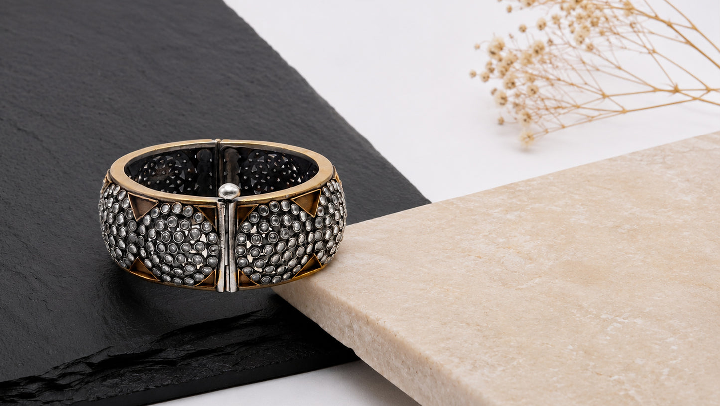 Vividh- Silver Ruhiya Bracelet