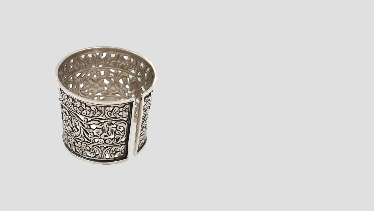 Blooming Silver: Floral Filigree Cuff by Sangeeta Boochra