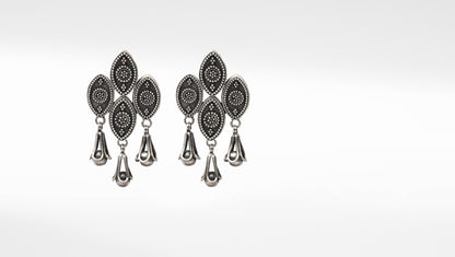 Anantaya - Silver Handcrafted Earring