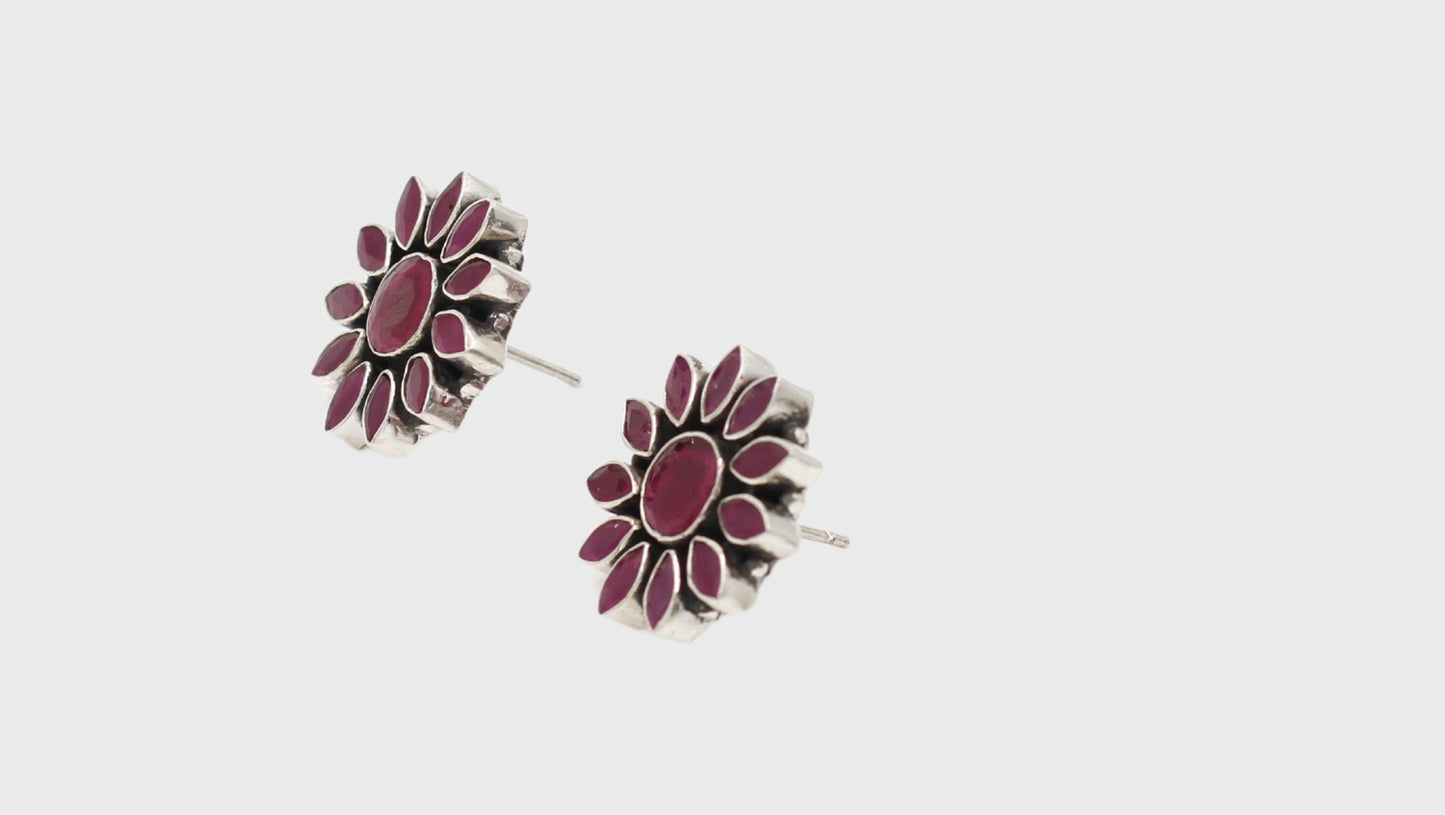 Refined Craftsmanship: Sangeeta Boochra Silver Earring and Pendant Set