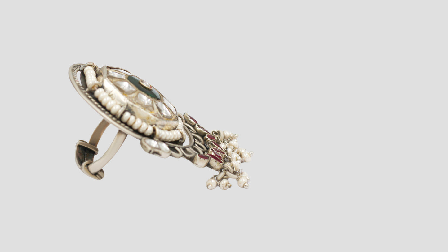 Sangeeta Boochra Traditional Silver Kundan Ring with Pearls