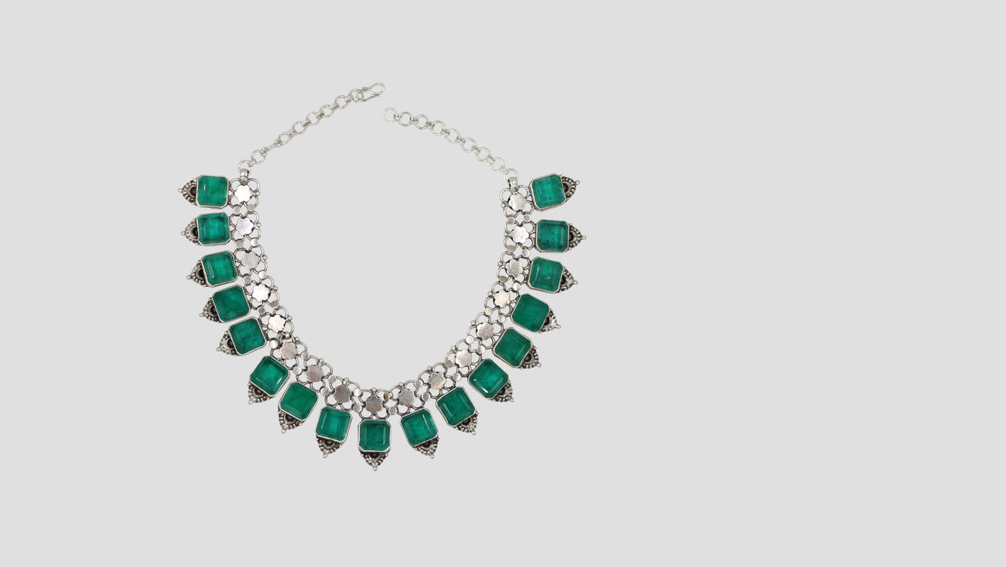 Royal Green Stone Handcrafted Silver Necklace – Sangeeta Boochra